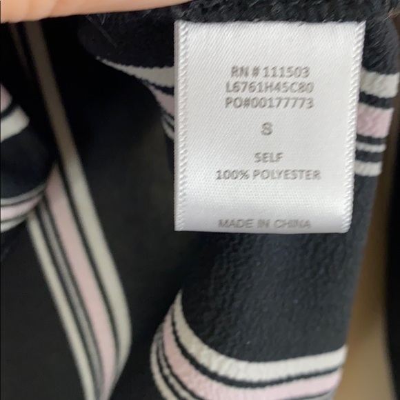 Striped tie front blouse - Picture 5 of 6